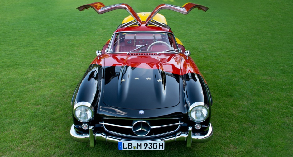 1954 Mercedes-Benz 300 SL in German Flag Colours - Scott ...