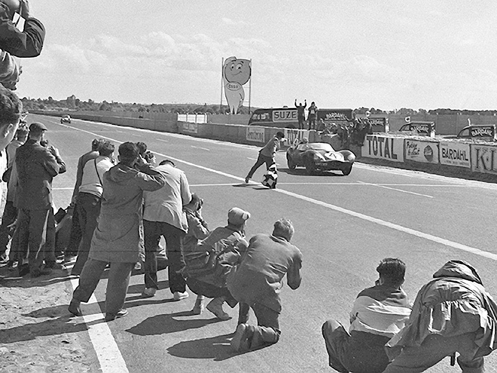 ABOVE: XKD 501 takes the checkered flag at the 1956 Le Mans 24 Hours. Photo courtesy of the Klemantaski Collection.
