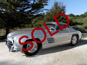mb-gullwing-exterior-03-sold