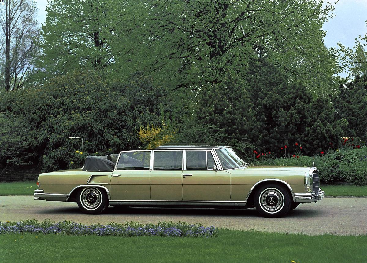 As impressive as the Pullman Landaulet is, it’s list of notorious rulers is almost more impressive, with former owners like Saddam Hussein, Mao Zedong, and the Pope.