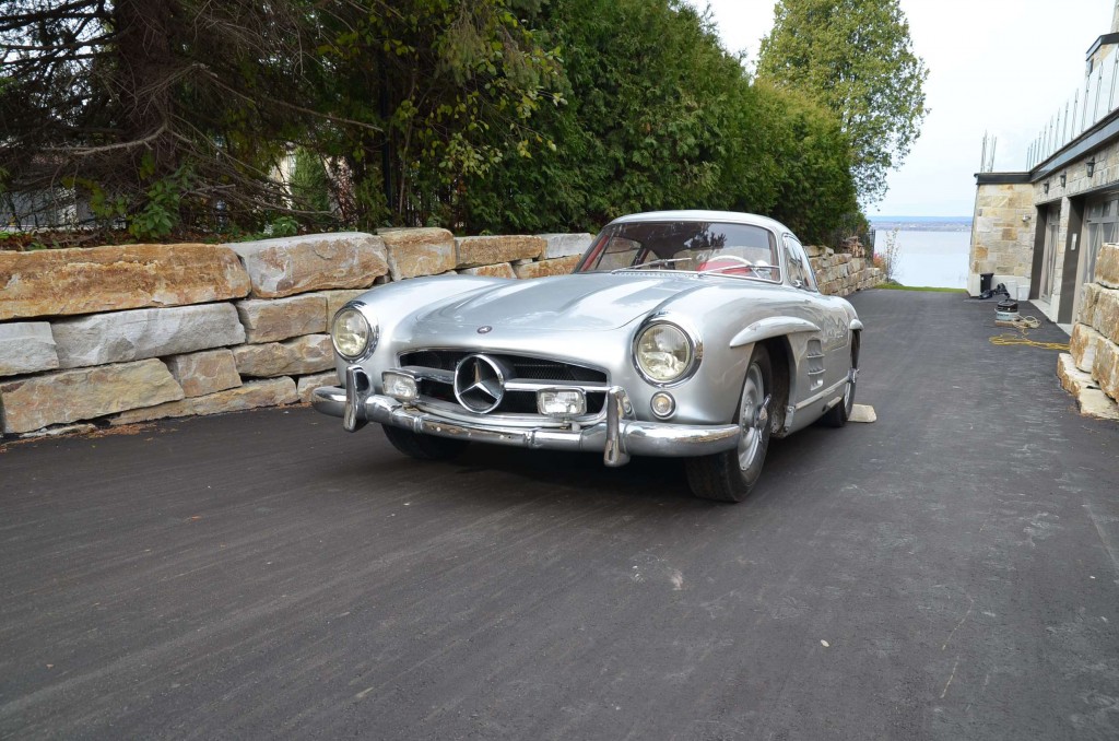 The 1956 Mercedes-Benz 300SL Gullwing has timeless elegance. Alyn Edwards, Driving